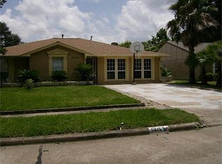 5815 Farwell Dr, Houston, TX 77035