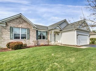 2823 Stoney Creek Dr, Elgin, IL 60124