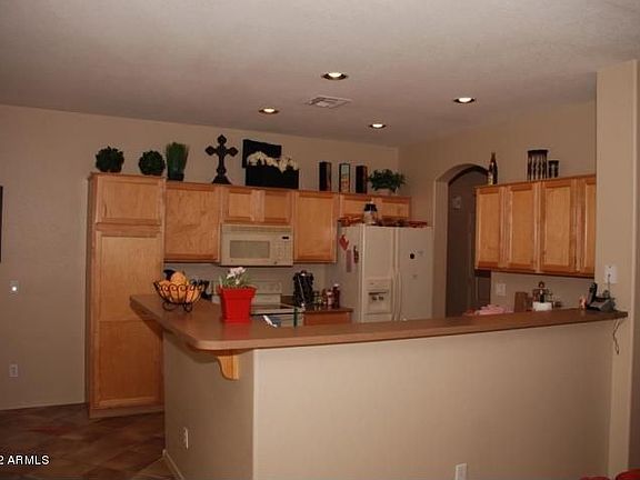 2nd image of 1455 W Crane Dr