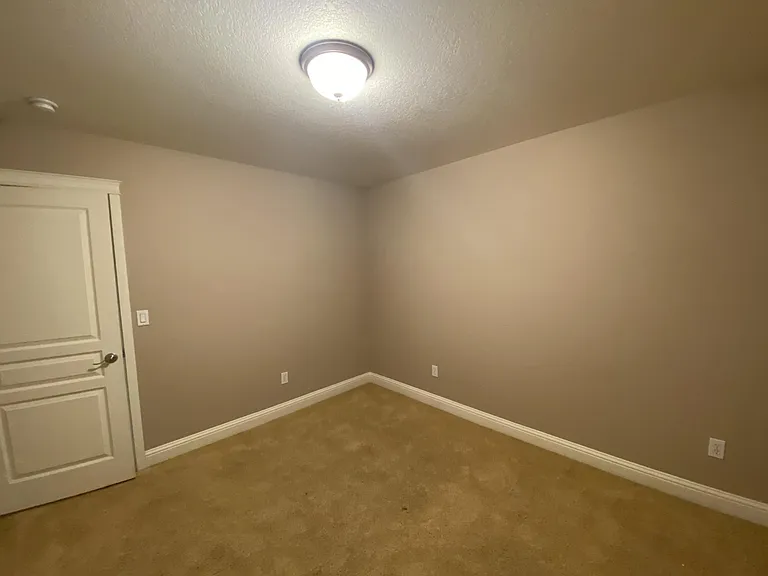 17910 NE 36th Way — Photo 10