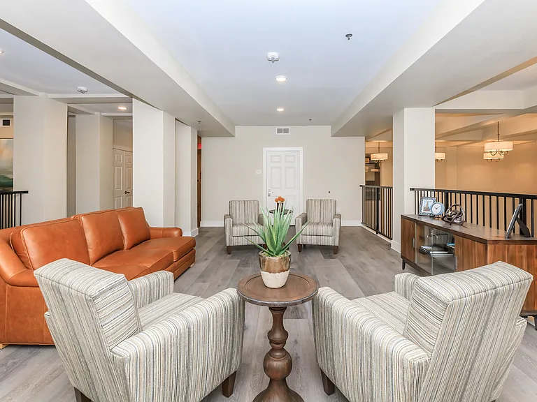 Community Lounge & Seating Area
