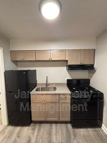 3034 Chicago Rd #4 Photo 1 3034 Chicago Rd #4 Photo 1