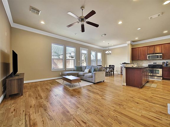 4th image of 1113 Sherwood Trl