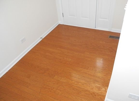 4th image of 867 Stuarts Dr Unit 867