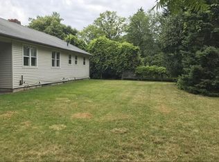 28 S Mount Holyoke Dr, Amherst, MA 01002
