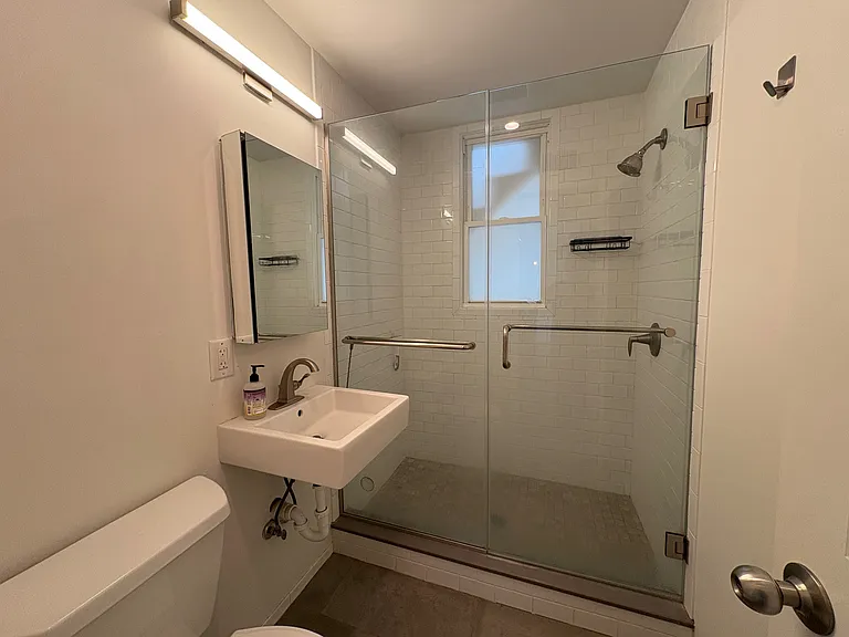 514 State St #2 — Photo 16