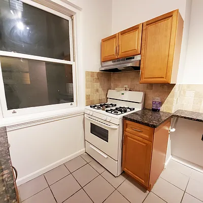 Rented by THOMAS F CAMPENNI CO | media 13