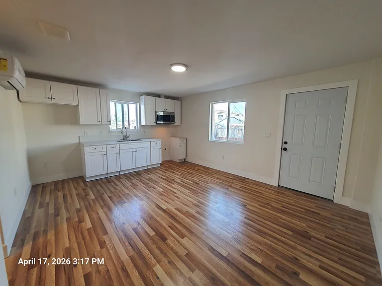 Kitchen/Living room