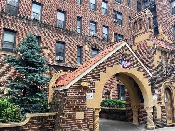 37-21 80th St #2, Jackson Heights, NY 11372