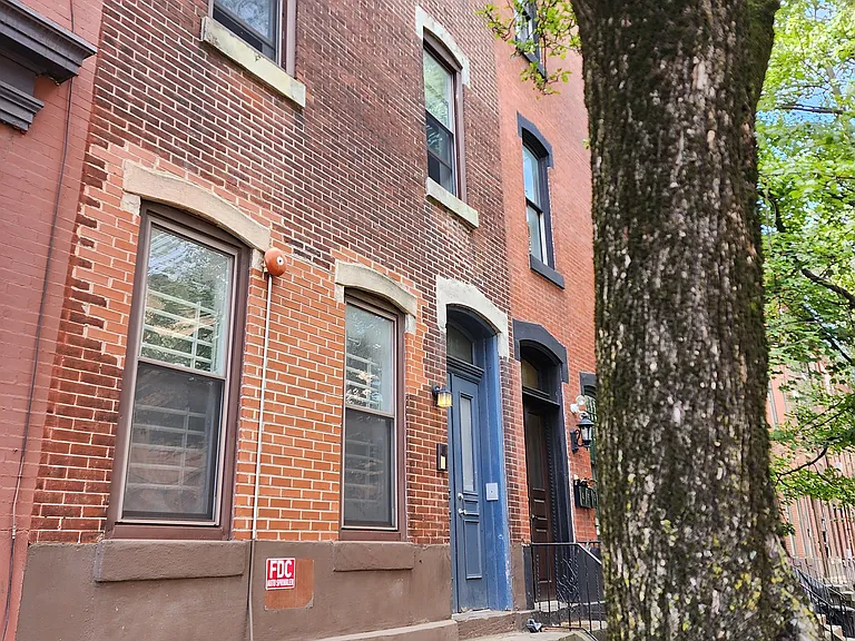1704 W Diamond St #3F — Photo 2