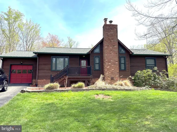 2 Holly Ct, Stafford, VA 22556