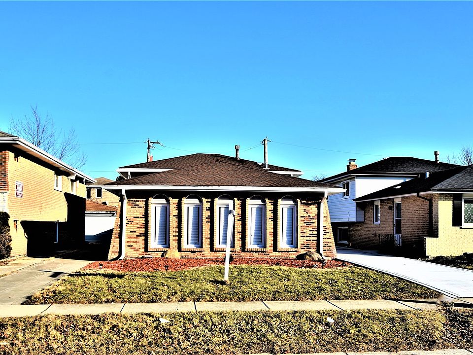 1st image of 279 Luella Ave