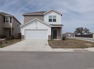 5495 Rue Girard, Converse, TX 78109