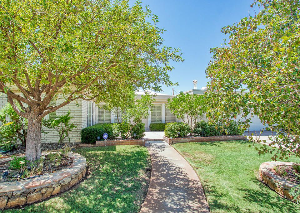 1st image of 433 Borealis Ln
