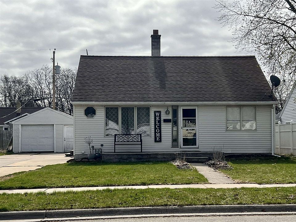 1st image of 827 Redwood Dr