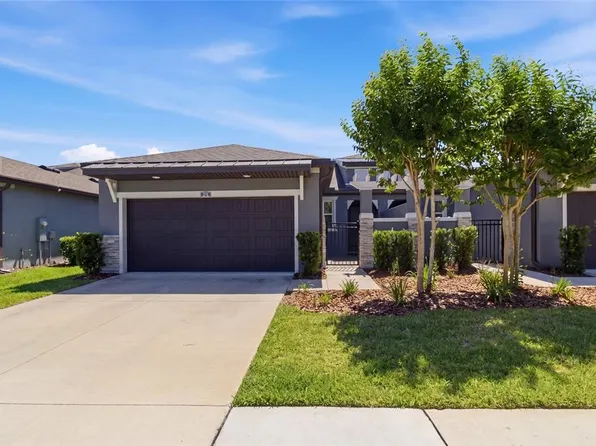 219 Villa Luna Ln, Lutz, FL 33549