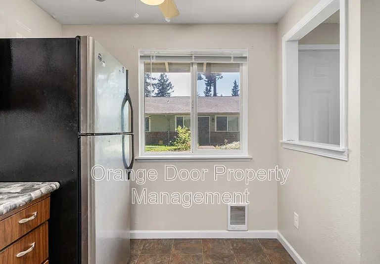 12311 112th Avenue Ct E #3 — Photo 12