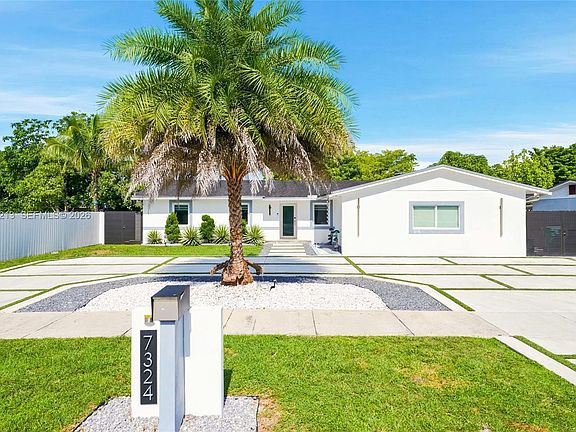2nd image of 7324 SW 134th Ct