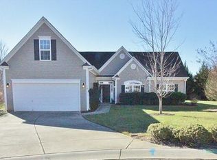 120 Arbridge Ct, Mount Holly, NC 28120