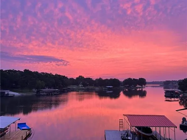 224 Lake Viking Ter, Gallatin, MO 64640