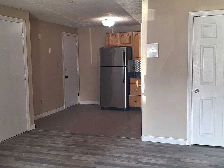 5 Kenmar Dr #7 — Photo 17