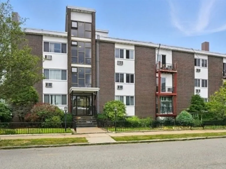 101 Waite St #D1 — Photo 1