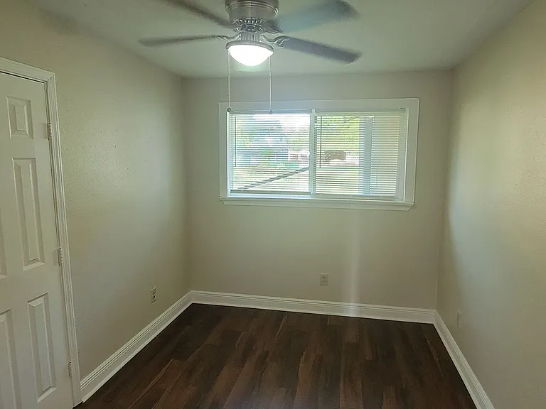 4541 Bonita Dr — Photo 8