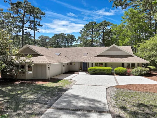 8 Wild Holly Ct, Hilton Head Island, SC 29926
