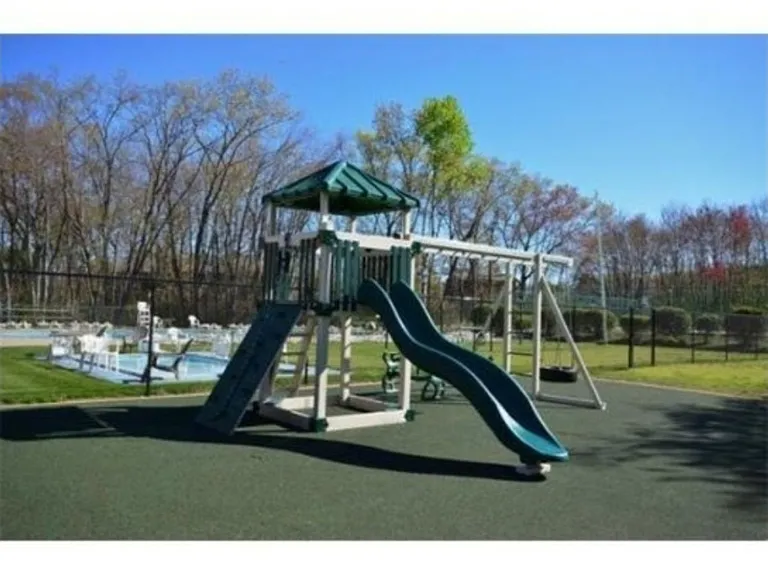 48 Fernview Ave #9 — Photo 22