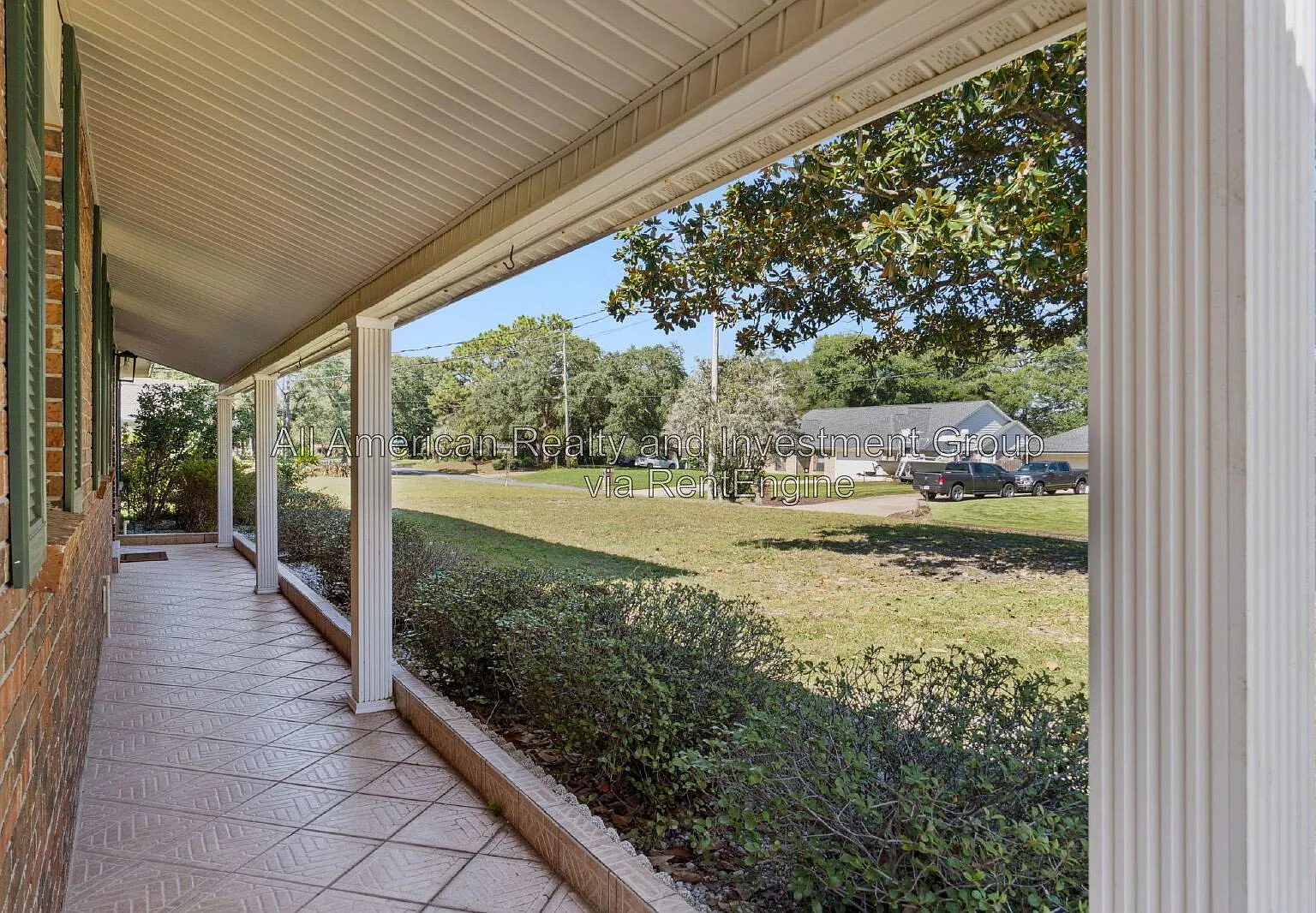 4 bed, 2.5 bath, 2052 sqft, $3,700 — Photo 4