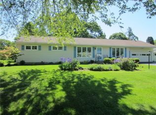 1682 Qualtrough Rd, Rochester, NY 14625