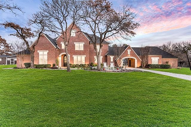1st image of 3012 Canyon Bluff Ct