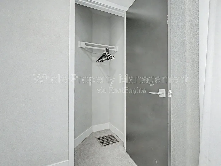 5737 W 17th Ave — Photo 9