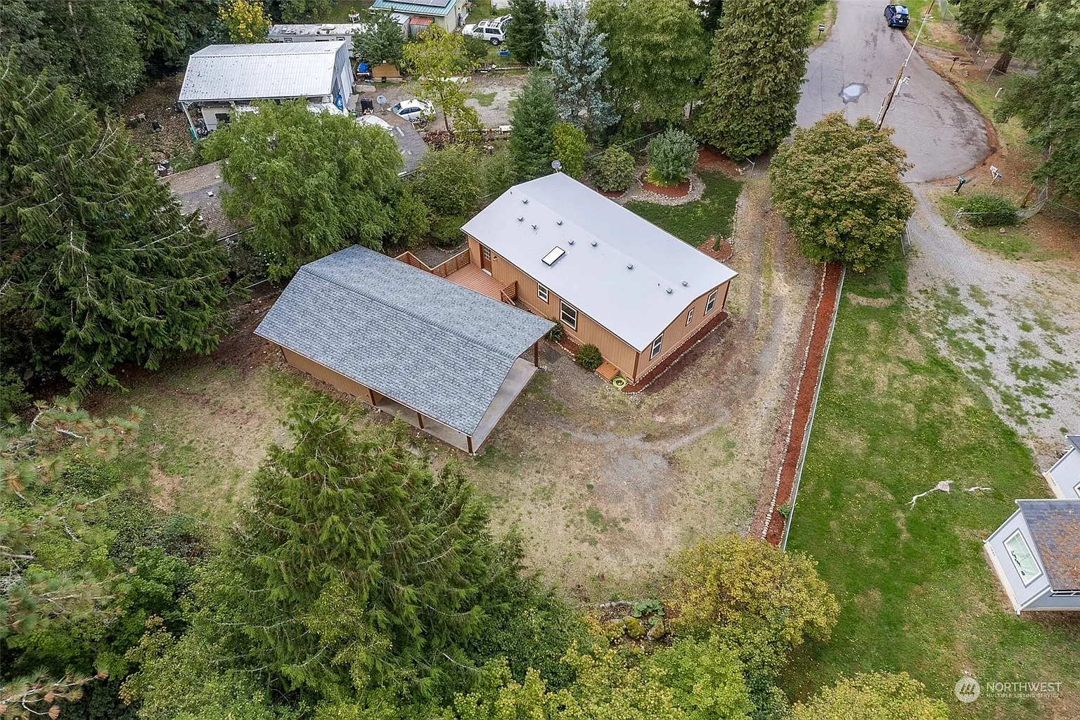 8738 Boxwood Court SE photo 1