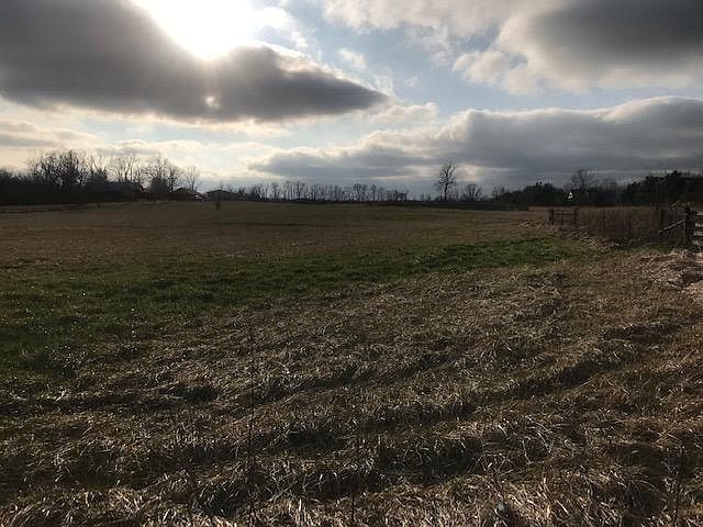 2nd image of Huston Rd