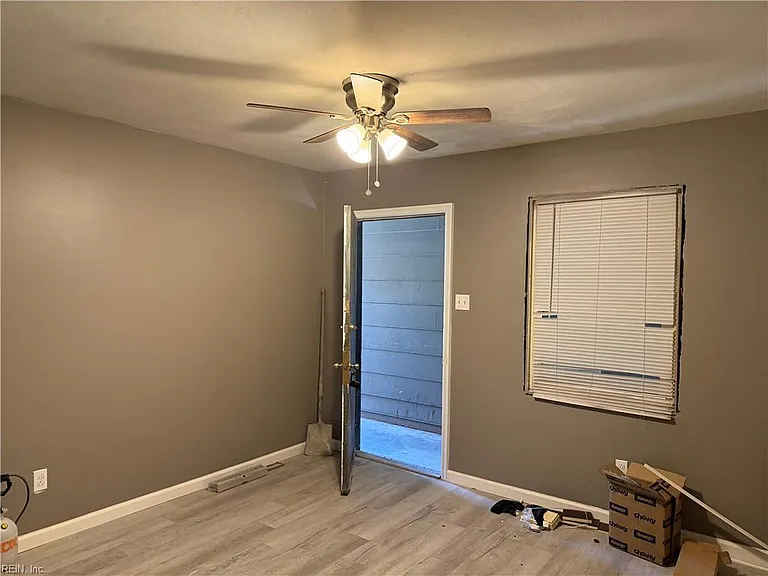 1712 Bainbridge Blvd #4 — Photo 7