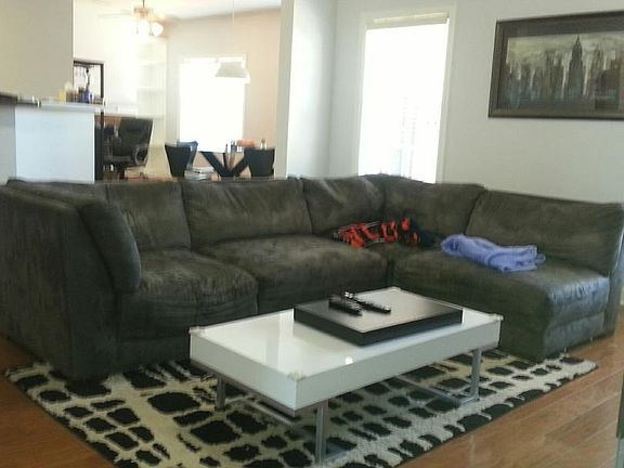 3rd image of 1727 Englehart St