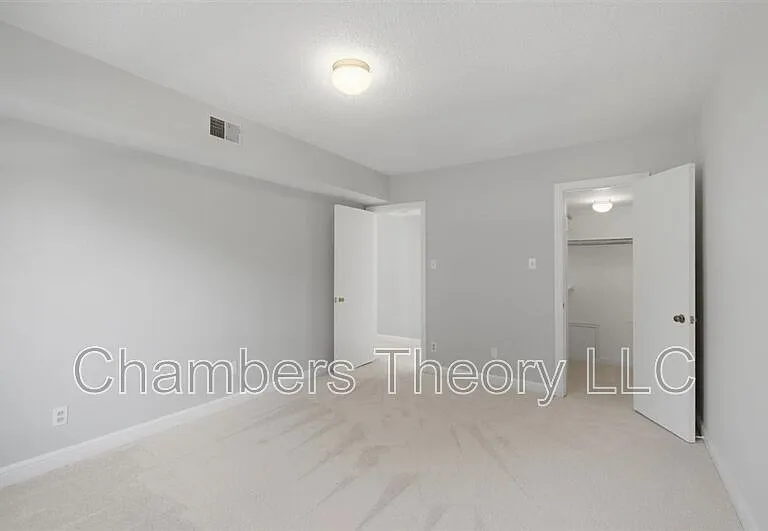 2603 Arlington Blvd #102 — Photo 15