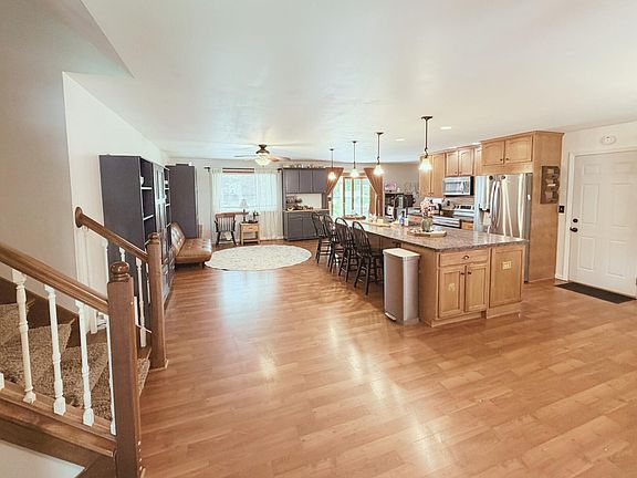 4th image of 3765 Frostwood Dr