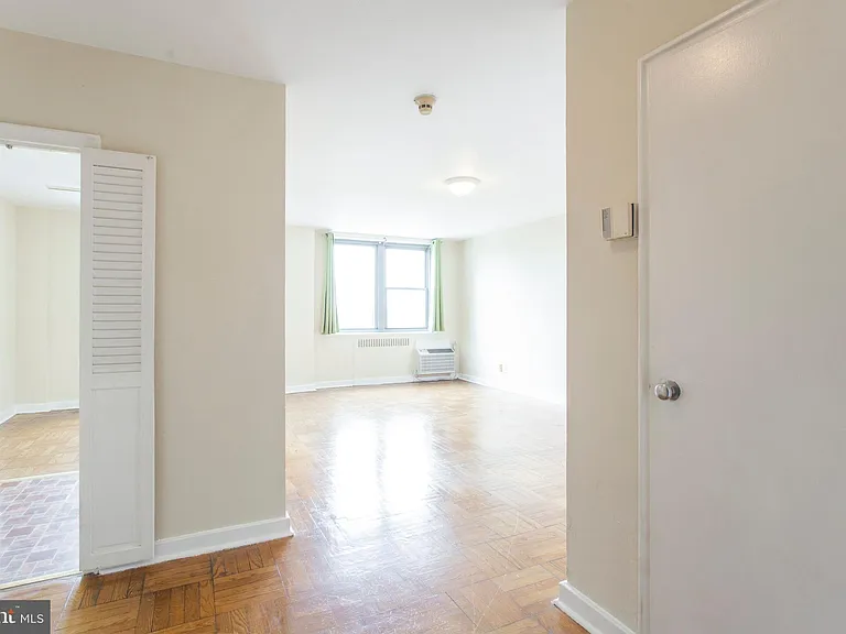 2601 Pennsylvania Ave #711 — Photo 6