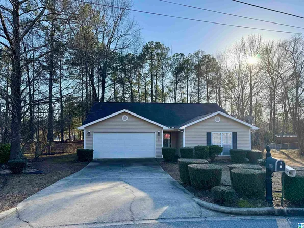 280 Rosemary Ln, Oxford, AL 36203