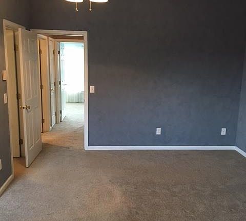 4th image of 730 Huffine Manor Cir
