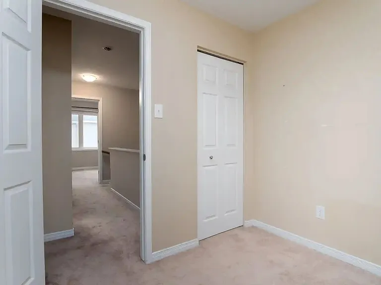 231 Kennevale Dr #1 — Photo 11