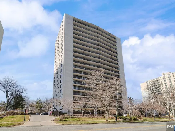 277 Prospect Ave APT 4A, Hackensack, NJ 07601