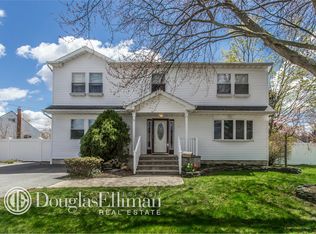 6 Conlu Dr W, East Islip, NY 11730