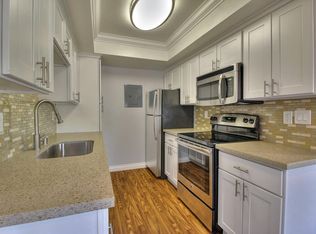 Mountain View Town Center, Mountain View, CA 94043