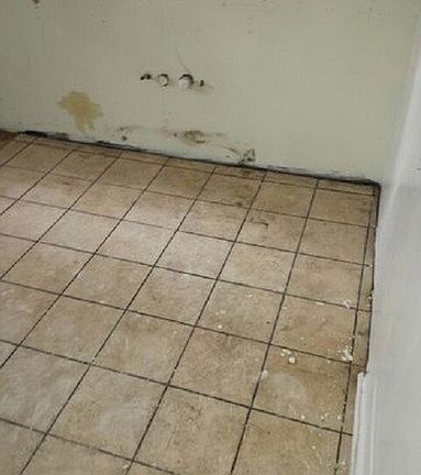 3rd image of 6409 S Maryland Ave