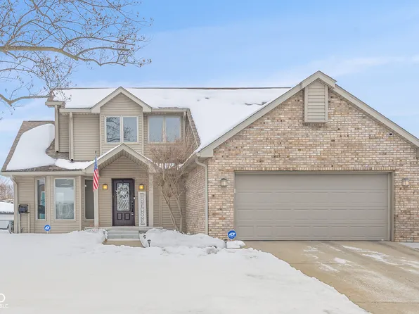 2917 Silver Fox Dr, Columbus, IN 47203