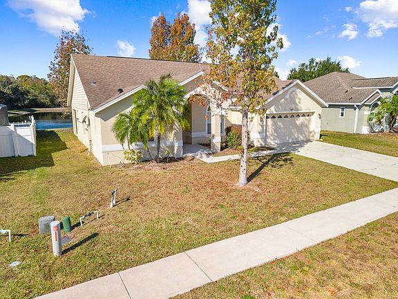 3rd image of 4649 Huron Bay Cir