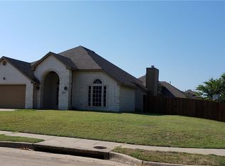 3002 Blue Jay Ln, Midlothian, TX 76065